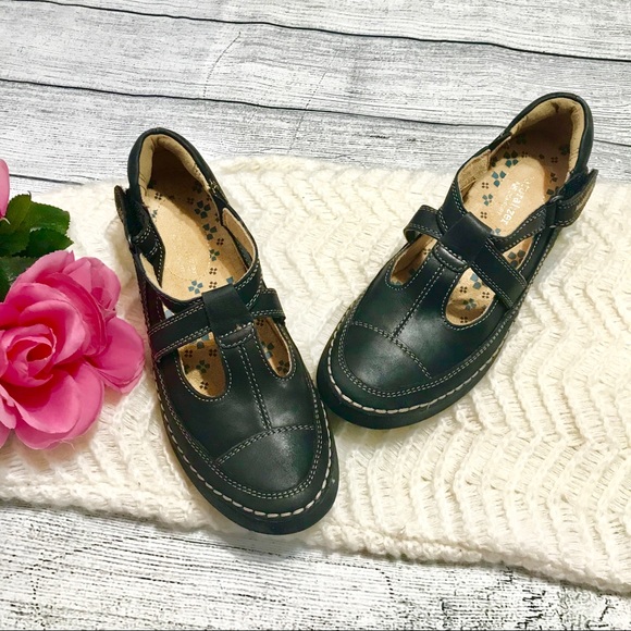 Naturalizer Shoes - Naturalizer Julianne Black Leather Flats US7N
